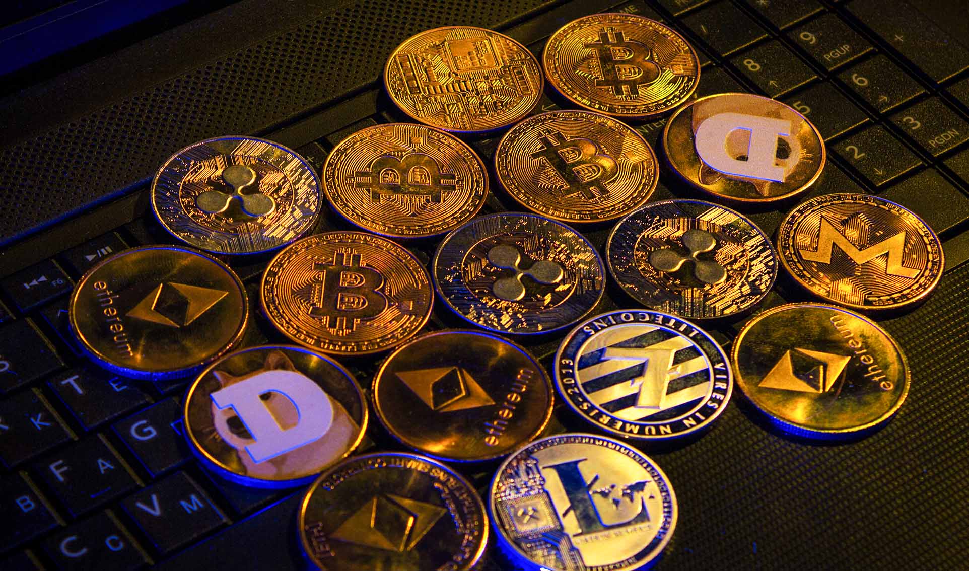 beyond bitcoin the economics of digital currencies